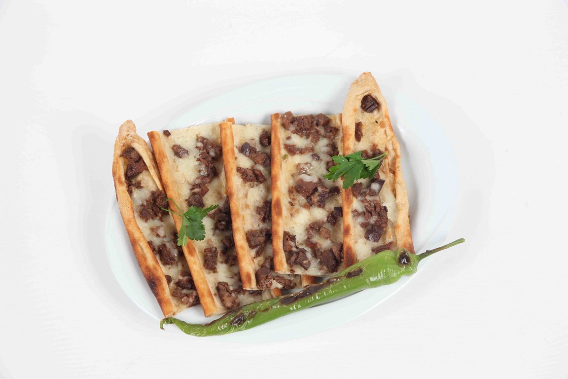 Peynirli Kavurmalı